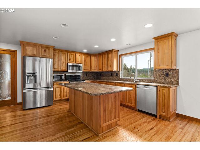 7470 MAPLE CREEK Rd, Westlake, OR 97493