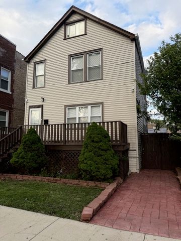 2711 N MARMORA Avenue, Chicago, IL 60639