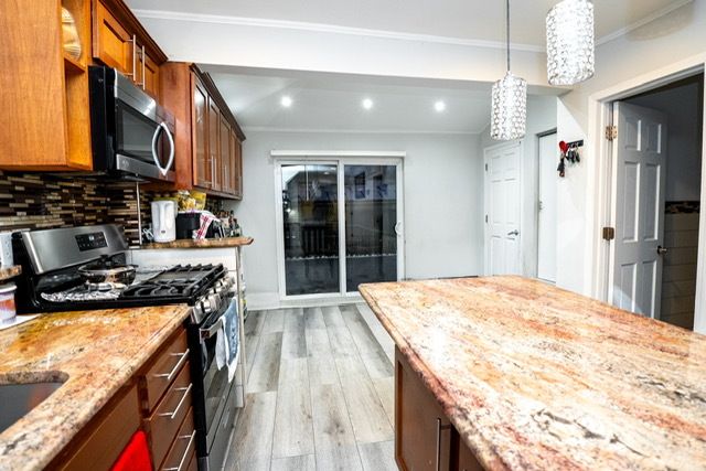 2711 N MARMORA Avenue, Chicago, IL 60639