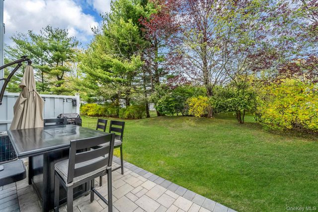 1405 Sara Circle, Port Jefferson, NY 11776