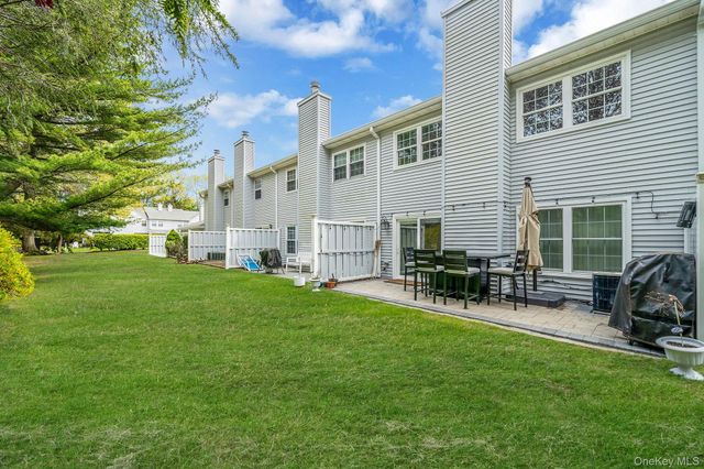 1405 Sara Circle, Port Jefferson, NY 11776