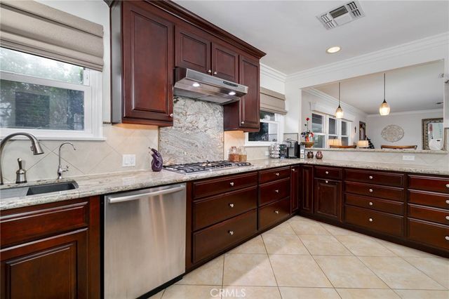 307 11th, Azusa, CA 91702