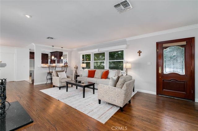 307 11th, Azusa, CA 91702