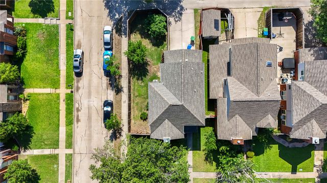 4201 Phoenix, Carrollton, TX 75010