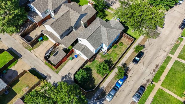 4201 Phoenix, Carrollton, TX 75010