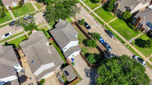 4201 Phoenix, Carrollton, TX 75010