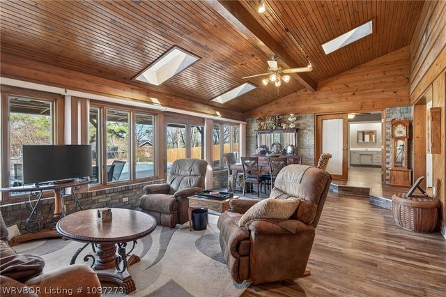 7207 Riviera Drive, Fort Smith, AR 72903