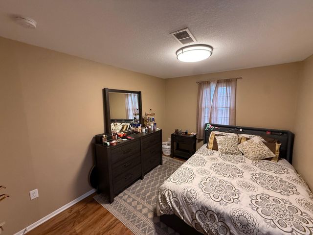 1416 7th Street SW, Willmar, MN 56201