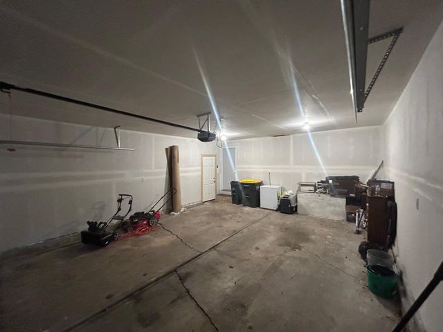 1416 7th Street SW, Willmar, MN 56201