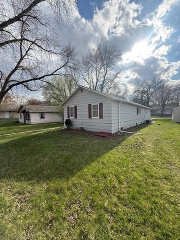 1416 7th Street SW, Willmar, MN 56201