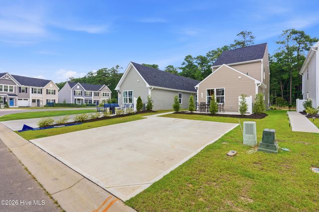 1504 Pine Log Trail NE, Bolivia, NC 28422