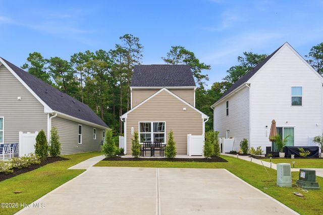 1504 Pine Log Trail NE, Bolivia, NC 28422
