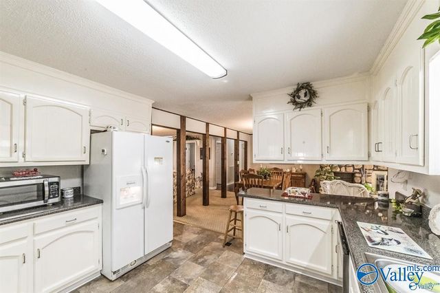 6600 Moores Mill Road, Huntsville, AL 35811