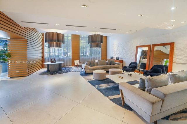 3301 NE 1st Ave M0705, Miami, FL 33137