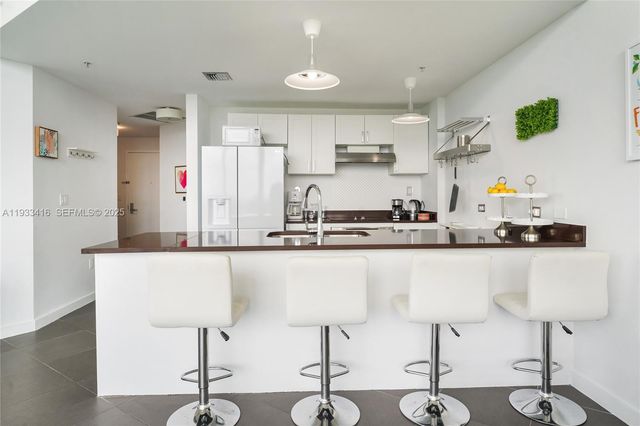 3301 NE 1st Ave M0705, Miami, FL 33137