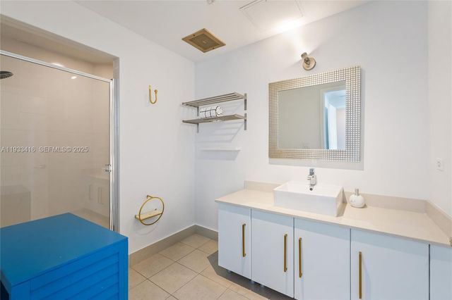 3301 NE 1st Ave M0705, Miami, FL 33137