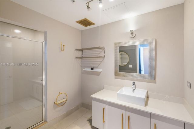 3301 NE 1st Ave M0705, Miami, FL 33137