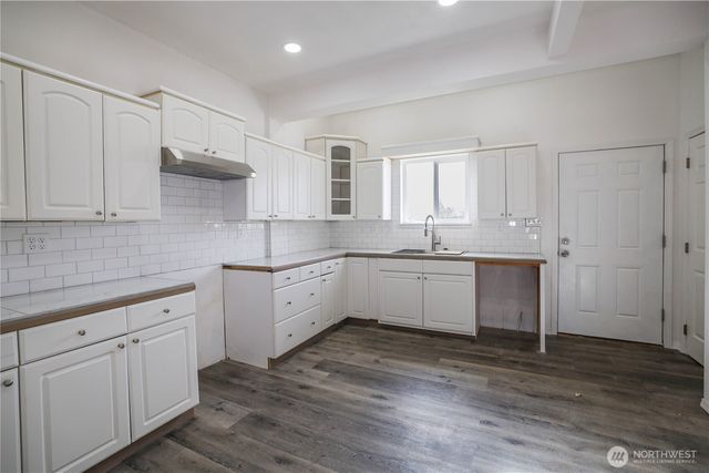 1114 Wheeler Avenue, Hoquiam, WA 98550