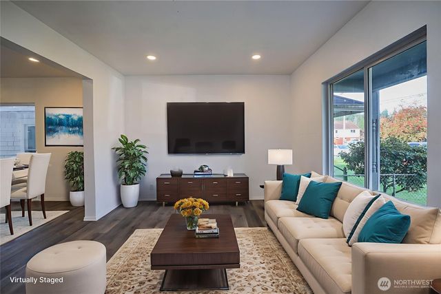 1114 Wheeler Avenue, Hoquiam, WA 98550