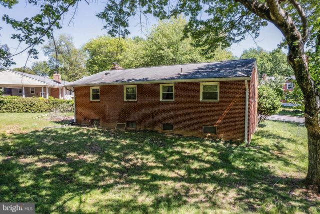 503 GIBSON DR SW, Vienna, VA 22180