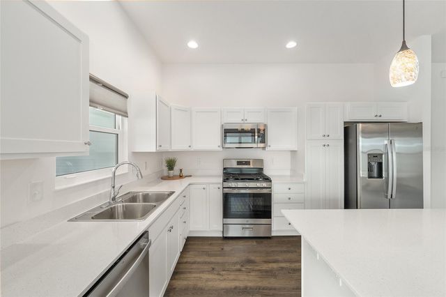 1576 GOOD PLACE, The Villages, FL 34762