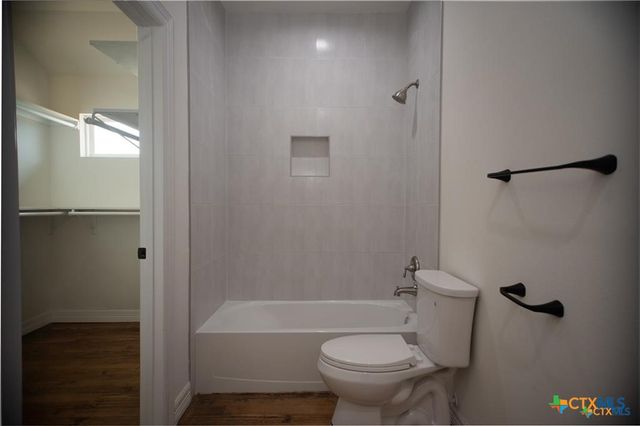 177 Powderhorn Lane, Port Lavaca, TX 77979