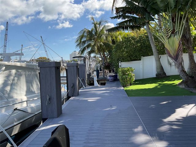 745 NE 77th St, Miami, FL 33138