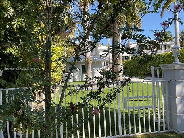 745 NE 77th St, Miami, FL 33138