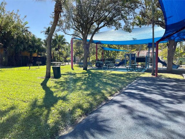 745 NE 77th St, Miami, FL 33138