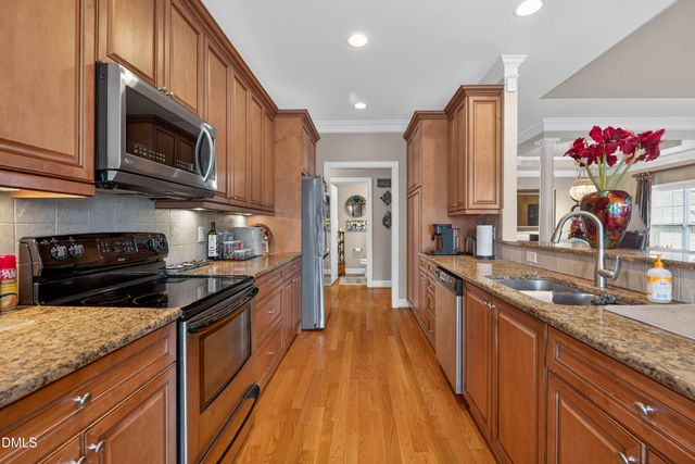 9408 Lake Villa Way, Raleigh, NC 27614