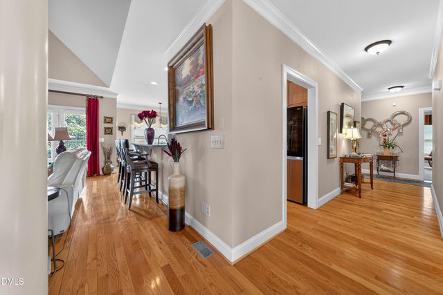 9408 Lake Villa Way, Raleigh, NC 27614