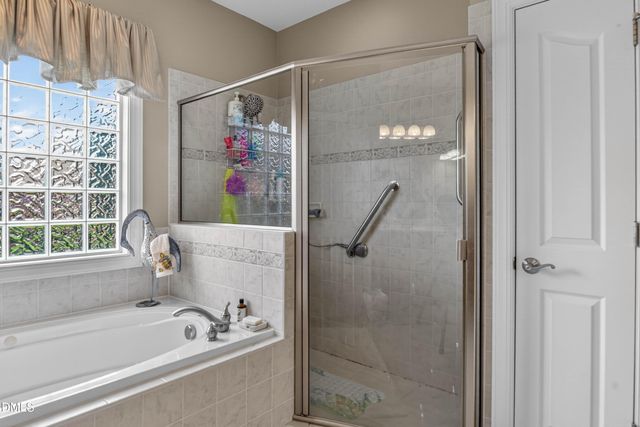 9408 Lake Villa Way, Raleigh, NC 27614