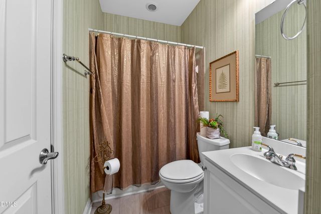 9408 Lake Villa Way, Raleigh, NC 27614