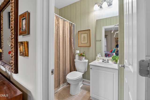 9408 Lake Villa Way, Raleigh, NC 27614