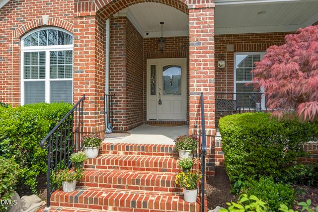 9408 Lake Villa Way, Raleigh, NC 27614