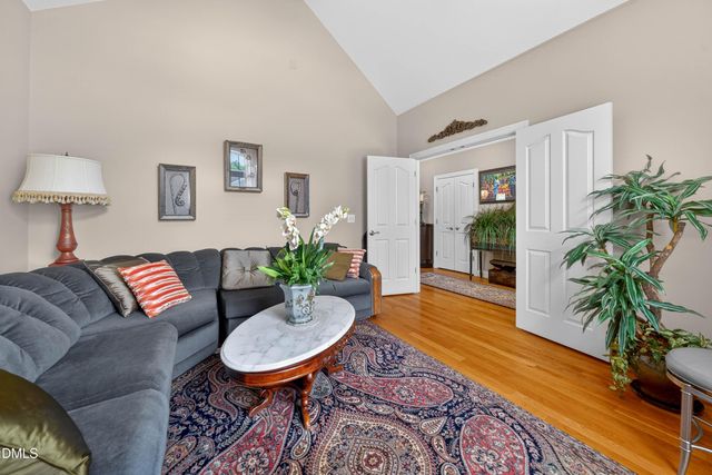9408 Lake Villa Way, Raleigh, NC 27614