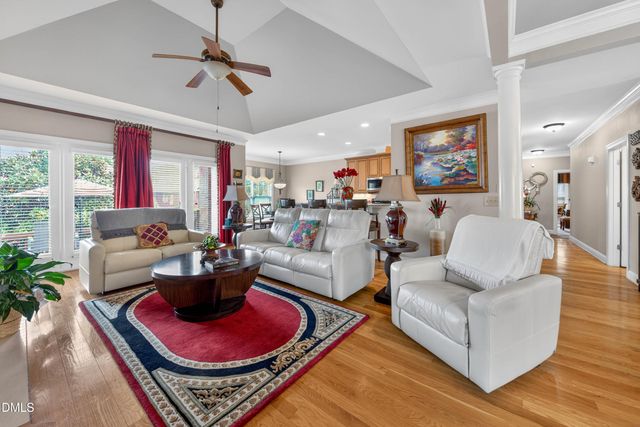 9408 Lake Villa Way, Raleigh, NC 27614