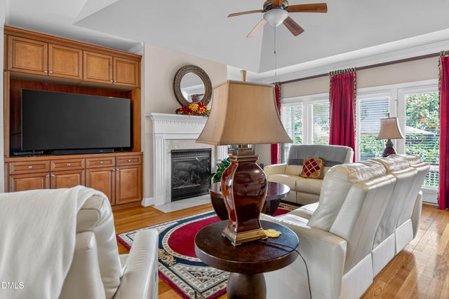 9408 Lake Villa Way, Raleigh, NC 27614