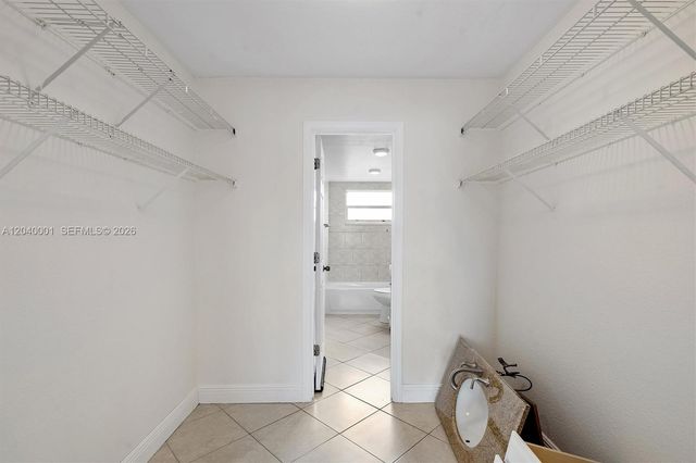 9369 Fontainebleau Boulevard J225, Miami, FL 33172