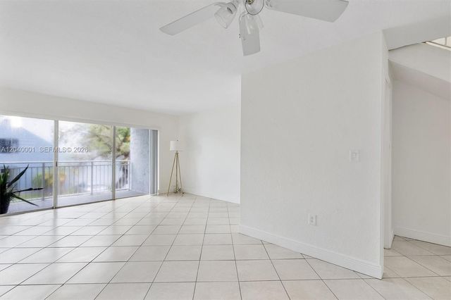 9369 Fontainebleau Boulevard J225, Miami, FL 33172
