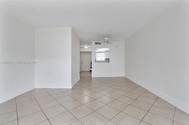9369 Fontainebleau Boulevard J225, Miami, FL 33172