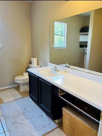 11913 Fondren Meadow Drive, Houston, TX 77071