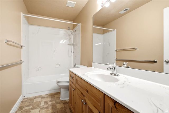 1089 W 2325 N, Layton, UT 84041