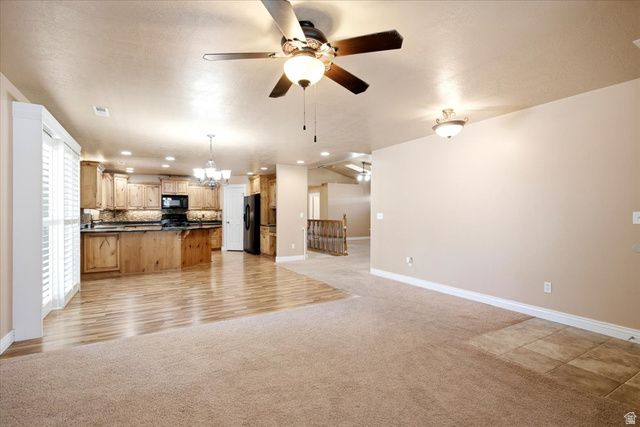 1089 W 2325 N, Layton, UT 84041