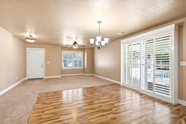 1089 W 2325 N, Layton, UT 84041