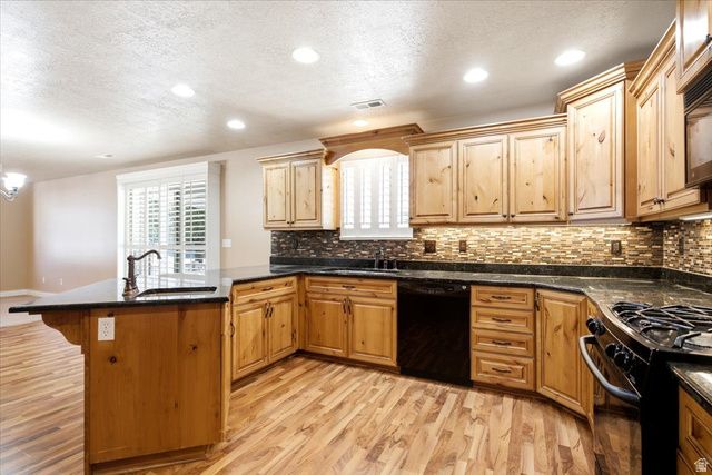 1089 W 2325 N, Layton, UT 84041