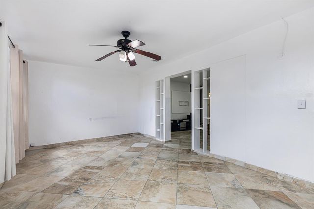 24 NW 42nd Terrace, Plantation, FL 33317