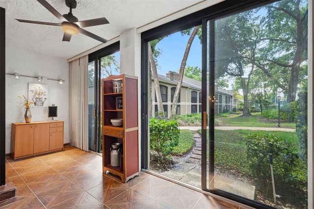 1055 KENSINGTON PARK DRIVE 808, Altamonte Springs, FL 32714