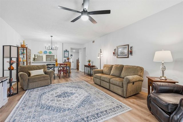 1055 KENSINGTON PARK DRIVE 808, Altamonte Springs, FL 32714