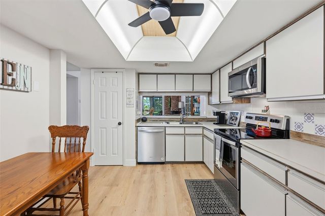 1055 KENSINGTON PARK DRIVE 808, Altamonte Springs, FL 32714